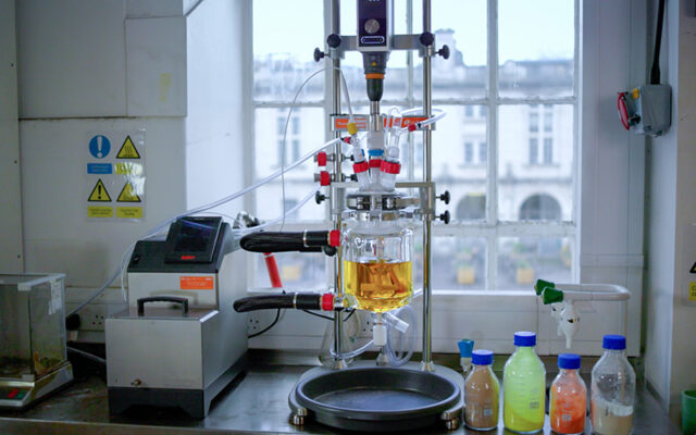 Reactor-Ready set up in Ben Ward's lab sat next to Huber minichiller